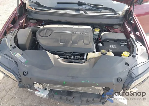 2019 Jeep Cherokee Latitude Plus 4X4 из США, поврежденный, VIN 1C4PJMLX7KD375312